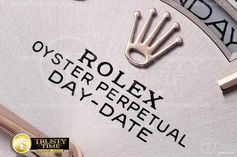 0123 RDD0219E – DayDate 36mm RelaxedFit 695